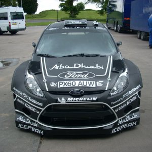 fiesta_rs_wrc_blk_08.jpg