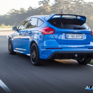 2016-Ford-Focus-RS-105-876x535.jpg