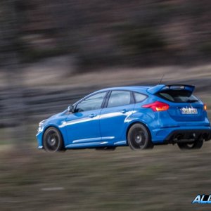 2016-Ford-Focus-RS-120-876x5351.jpg